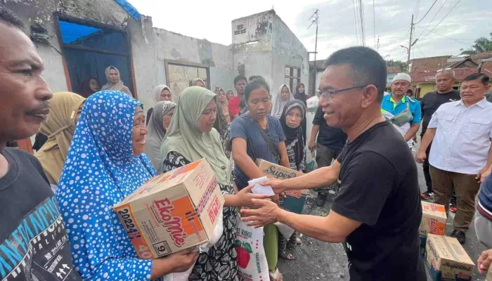 Balon Wakil Walikota Medan Kunjungi Korban Kebakaran di Kelurahan Pulo Brayan Kota