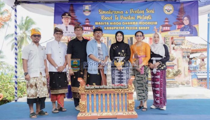 Bupati Agus Istiqlal Buka Kegiatan Simakrama dan Pentas Seni Road to Pantai Melasti