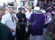 Bupati Agus Istiqlal Sambut Kepulangan Jamaah Haji Asal Pesibar