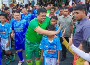 Warga Kota Binjai Sambut Hangat Bobby Nasution di Friendly Match Silaturahmi Kolaborasi