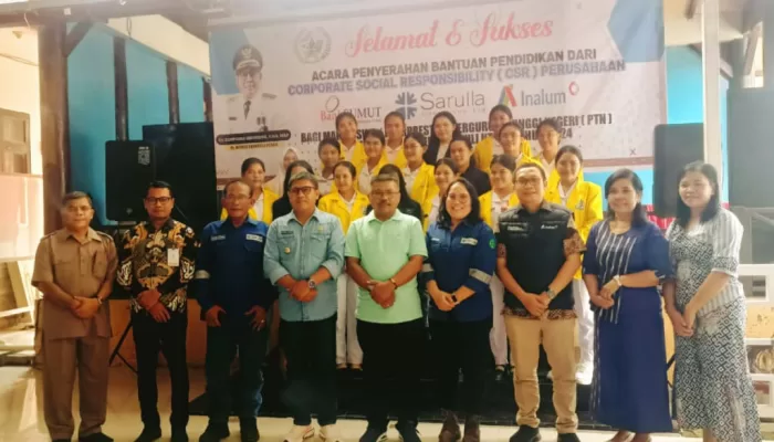 928 Mahasiswa Berprestasi di Taput Terima Dana Bantuan Pendidikan