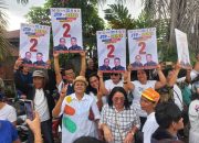 Massa Pendukung Calon Bupati Taput JTP-DENS Gembira Dapat Nomor 2