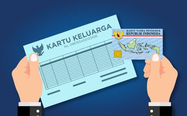 Diduga Oknum Timses Salah Satu Paslon Bupati Tepergok Warga Bergerilya ke Rumah-Rumah Minta KTP