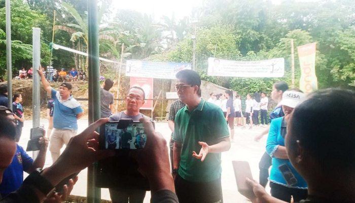 Anggota DPRD Sumut Resmi Buka Turnamen “Trophy Thomas Dachi” Bola Voli Putri se-Kabupaten Nias Selatan