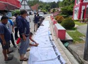 Masyarakat Aksi Petisi Tanda Tangan Indra Simaremare Ditarik dari Taput