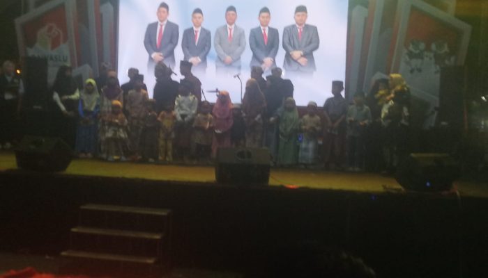 Puncak Apel Siaga Pengawasan Pilkada tahun 2024, Pemkab Sampang Bersama Bawaslu Sampang Adakan Istighosah