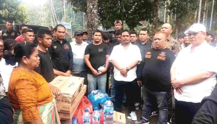 GRIB Jaya Sumut Salurkan Bantuan kepada Korban Tanah Longsor di Sibolangit