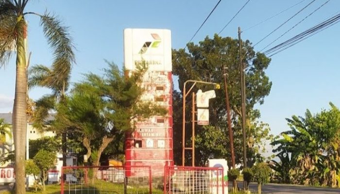 SPBU 44.572.13 Taraman Diduga Mengisi Solar Subsidi Truk Modifikasi, Polres Seragen Terkesan Tutup Mata