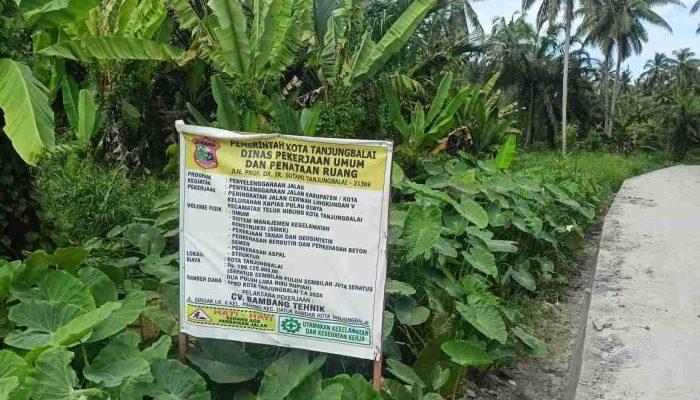 Dituding Bangun Jalan Salah Sasaran, Walikota Tanjungbalai Diminta Evaluasi Kinerja Kadis PUPR