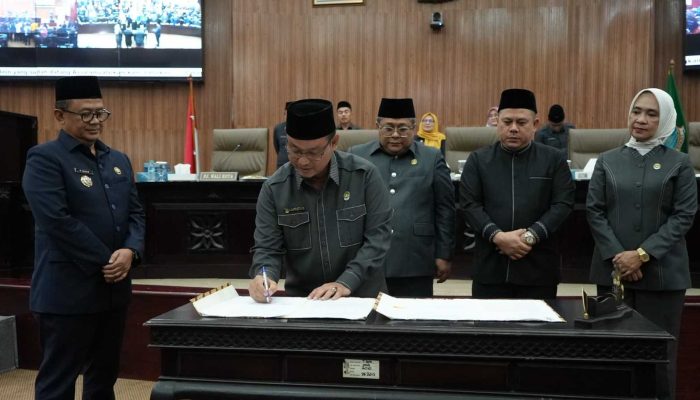 DPRD Kota Bekasi Umumkan Penetapan Pasangan Wali Kota dan Wakil Wali Kota Terpilih