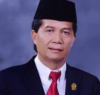 Anggota DPRD Sumut Thomas Dachi Menanggapi Ketidakhadiran Dr. Martinus Harefa Selaku Plh. Kakan Kemenag RI Kabupaten Nias Selatan Selama 3 Bulan
