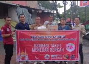 Media Tribun Viral Berbagi Takjil kepada Masyarakat Semarang Barat
