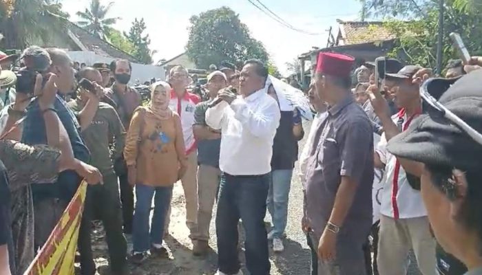 Puluhan Masyarakat OKU Tolak Kenaikan Tarif PDAM Tirta Raja