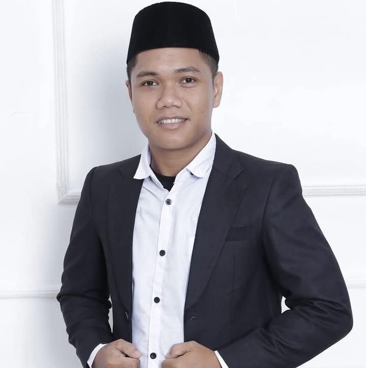 Ustadz Fauzi