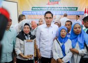 Jalankan Program Urban Farming, Walikota MedanSerahkan Mandat Kepada Koordinator Kecamatan Tani Merdeka Indonesia