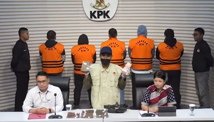 KPK Tetapkan 5 Orang Tersangka Usai OTT di Madina
