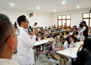 Walikota Medan Ingatkan Siswa Sekolah Rakyat Agar Rajin Belajar Untuk Menggapai Cita