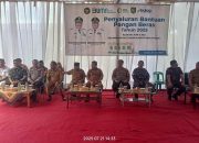 Bulog Melakukan Penyaluran Bantuan Pangan Beras Tahun 2025 di Kantor Camat Air Joman