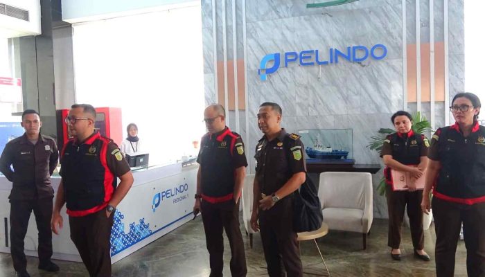 Kantor PT.Pelindo Belawan di Geledah Kejati Sumut