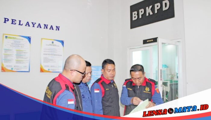 Kejati Sumut Geledah Dua Kantor Dinas di Tebing Tinggi Terkait Dugaan Korupsi Pengadaan Smartboard
