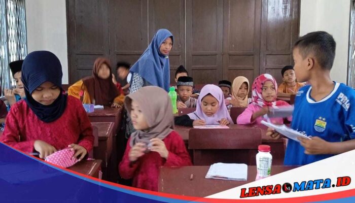 Bangkitkan Semangat Belajar Anak Pesisir Lewat Taman Baca