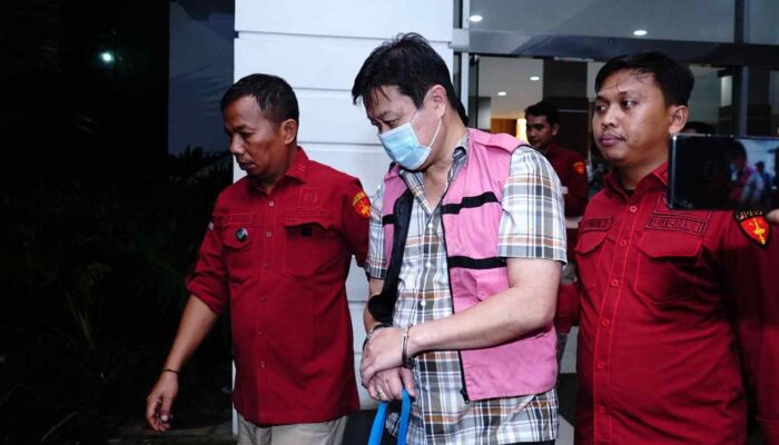 Kejati Sumut Tahan 2 Tersangka Dugaan Korupsi Pengadaan Smartboard di Tebing Tinggi