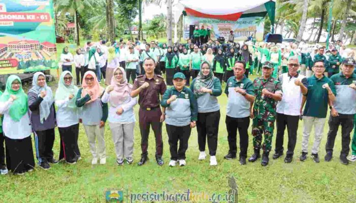 Wakil Bupati Irawan Topani Hadiri Peringatan HKN Ke-61 di Labuhan Jukung