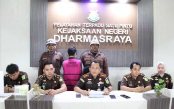 Kejari Dharmasraya Tahan Pejabat BKD Terkait Dugaan Korupsi Anggaran Daerah
