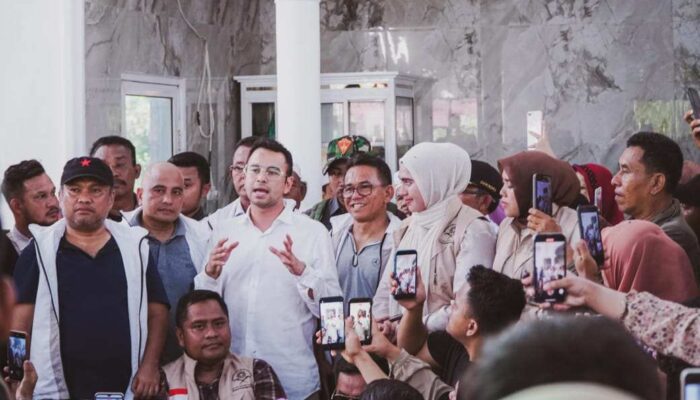 Kunjungi Posko Pengungsi Banjir di Langkat, Raffi: Kami Ingin Masyarakat Tak Merasa Sendiri