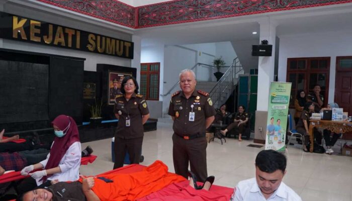 Sambut Hari Natal 2025, Kejati Sumut Gelar Donor Darah dan Cek Kesehatan Gratis