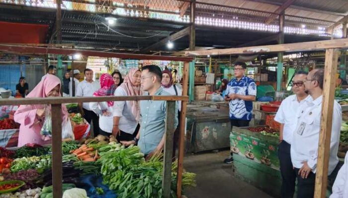 Tinjau Pasar Simalingkar dan Sentosa Baru, Jajaran Direksi PUD Pasar Medan Berharap Peningkatan Kenyamanan