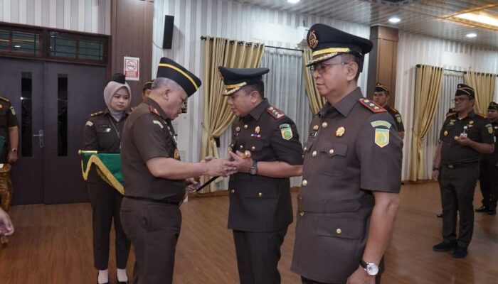 Lantik Kajari Deli Serdang dan Padang Lawas, Harli Siregar: Lakukan Pencegahan dan Pemberantasan Tindak Pidana Korupsi Untuk Kepentingan Masyarakat