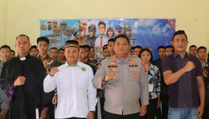 Kapolres Nisel Pimpin Penandatanganan Fakta Integritas Sekaligus Rekrutmen Polri 2026 Bersih Tanpa KK