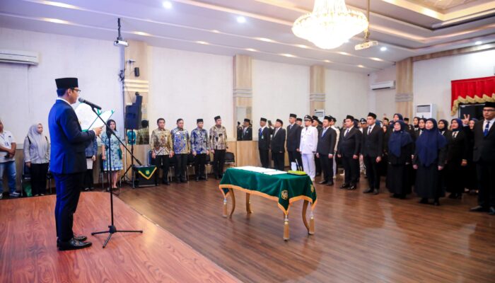 Rico Copot Kadisdik Medan Dan Lantik Khairul Azmi Jadi Kadis SDABMBK