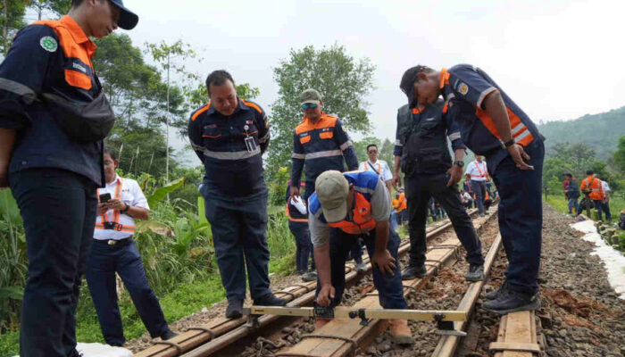 Update Penanganan Gogosan di Petak Jalan Cibeber–Lampegan, Sejumlah Perjalanan KA Siliwangi Dibatalkan Demi Keselamatan