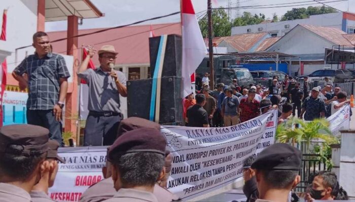 Ratusan Masa Minta Kejari Gunungsitoli Usut dan Adili Pihak Yang Terlibat Dugaan Korupsi RS Pratama Nias