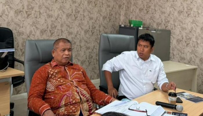 Anggota DPRD Binjai Fraksi PDIP – Gerindra Minta Pemko Binjai Perbaiki Jl. Danau Tempe Depan Rumah Ali Umri