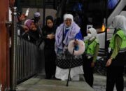 Sambut Kepulangan Kloter 11, Kakanwil Kemenhaj Sumut Ajak Para Jemaah Untuk Menjaga Kemabruran