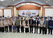 Kepulangan Jemaah Haji Asal Deli Serdang Disambut Haru di Asrama Haji Medan