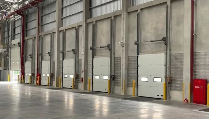 Distributor Brand Industrial Door dan Dock Leveler Premium di Indonesia