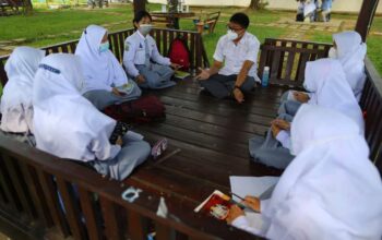 Bangun Generasi Emas, Grup MIND ID Salurkan 5.322 Beasiswa