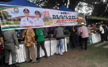 Jum’at Berkah, Pemkab OKU Mengadakan Program MBG Untuk Masyarakat