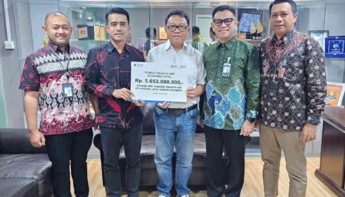 Berikan Pelayanan yang Cepat, BRI Insurance Bayarkan Klaim Asuransi Marine Hull Sebesar Rp. 5 Miliar kepada Nasabah