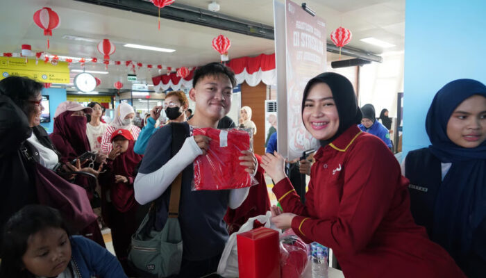 HUT ke-81 RI Makin Semarak, LRT Jabodebek Meriahkan bersama Pengguna