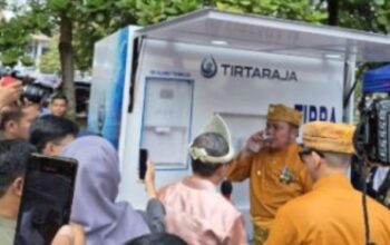 Kado HUT Ke-116 OKU, TIRRA DRINK Hadirkan Air Siap Minum Keliling: Ide Bupati Teddy Meilwansyah Jadi Inovasi Perumda Untuk Melayani Masyarakat OKU