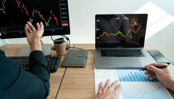 Monthly Close Strategy: Cara Mengamankan Profit dan Mengaudit Kinerja Trading Akhir Bulan