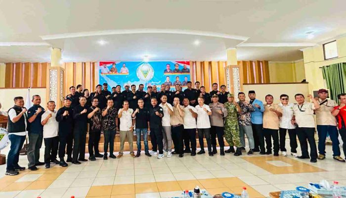 Kukuhkan Forwaka Tebing Tinggi, Irfandi : Tingkatkan Profesionalisme Wartawan