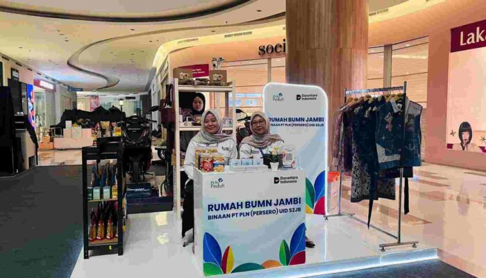 Booth Rumah BUMN Jambi Hadir di Palembang Icon, PLN UID S2JB Bawa 12 UMK Binaan Perluas Pasar