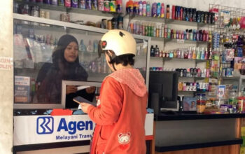 Sri Asih, Perempuan Tangguh di Balik Layanan AgenBRILink, Permudah Transaksi Warga Kutoarjo